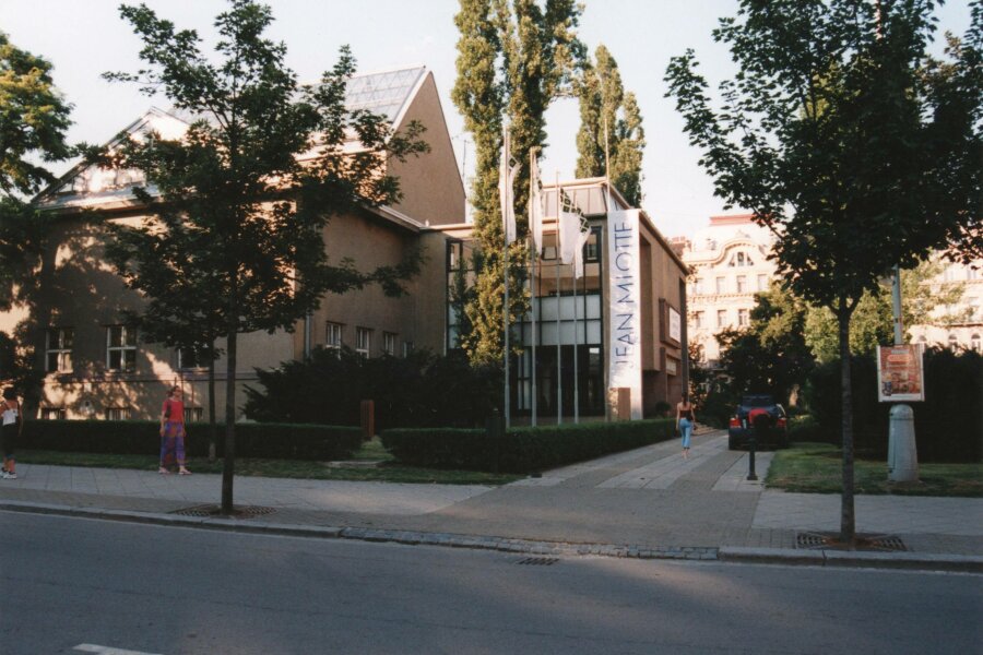 DU1142-7-foto-vernisaz-001.jpeg